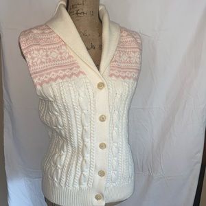 Sleeveless button down sweater 100% cotton